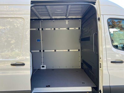 2027 Mercedes-Benz Sprinter Cargo 2500 High Roof I4 Diesel 170 RWD
