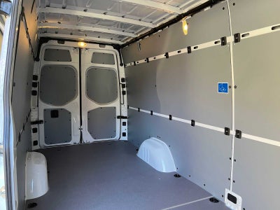2027 Mercedes-Benz Sprinter Cargo 2500 High Roof I4 Diesel 170 RWD