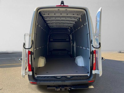 2027 Mercedes-Benz Sprinter Cargo 2500 High Roof I4 Diesel 170 RWD