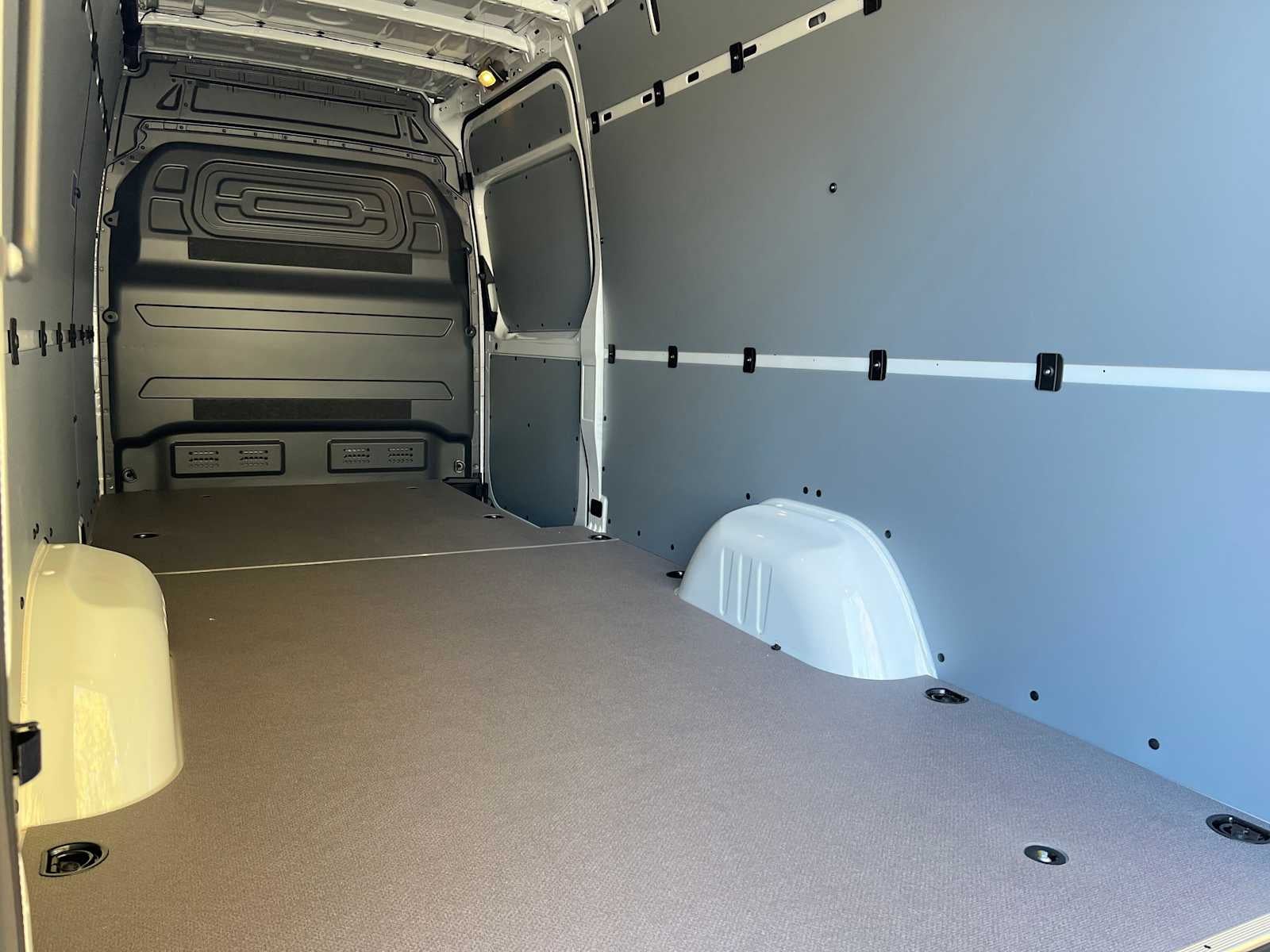 2027 Mercedes-Benz Sprinter Cargo 2500 High Roof I4 Diesel 170 RWD