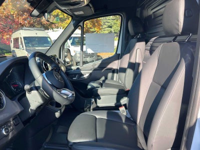 2027 Mercedes-Benz Sprinter Cargo 2500 High Roof I4 Diesel 170 RWD