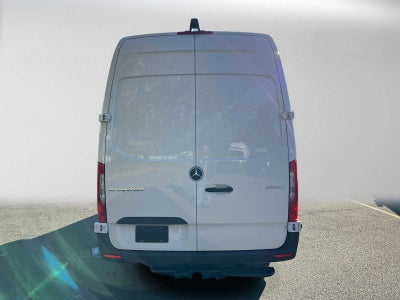 2027 Mercedes-Benz Sprinter Cargo 2500 High Roof I4 Diesel 170 RWD