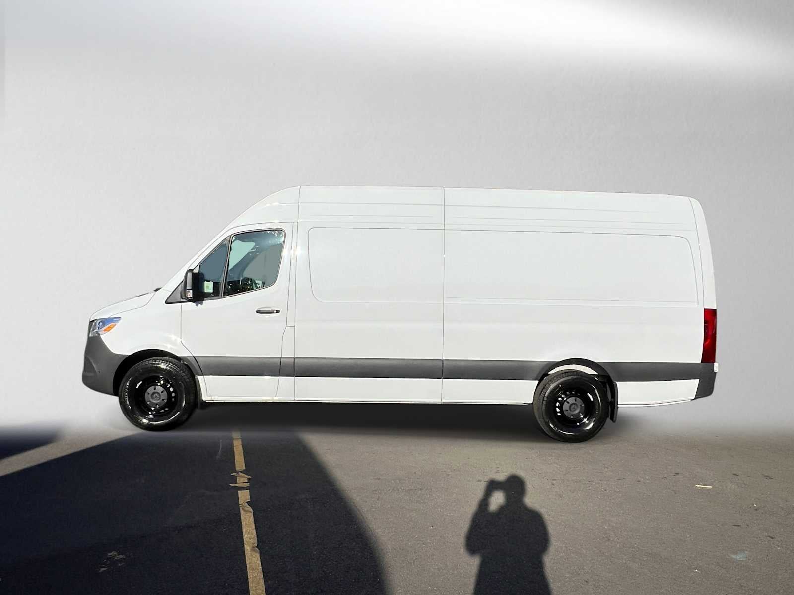 2027 Mercedes-Benz Sprinter Cargo 2500 High Roof I4 Diesel 170 RWD