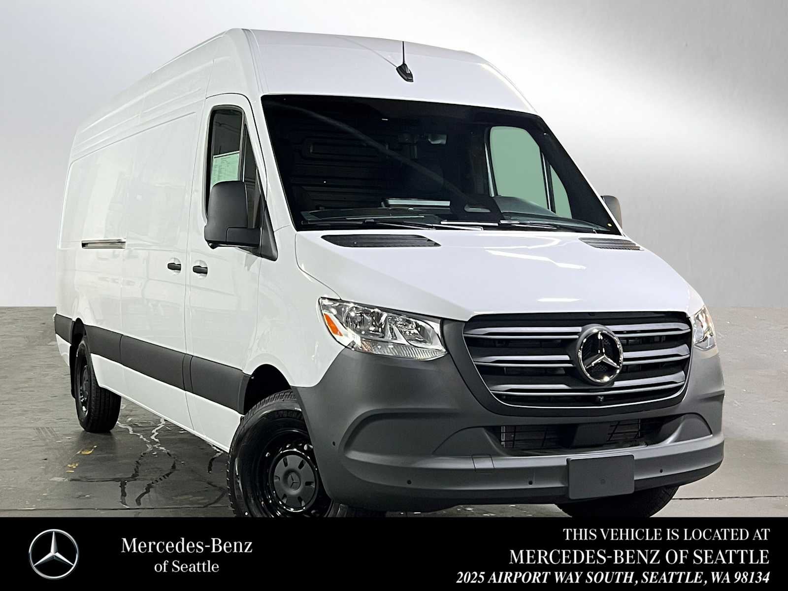 2026 Mercedes-Benz Sprinter 2500 High Roof I4 Diesel 170 RWD