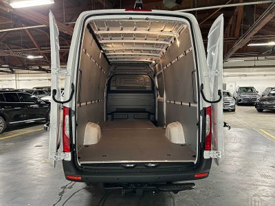 2026 Mercedes-Benz Sprinter 2500 High Roof I4 Diesel 170 RWD