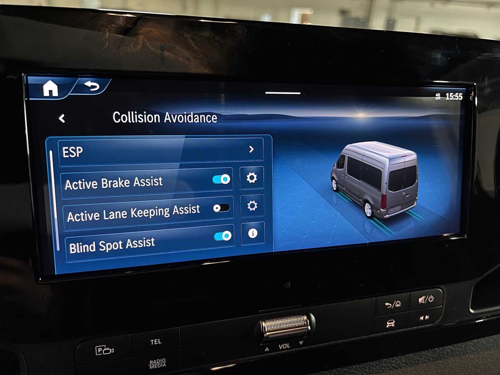 2026 Mercedes-Benz Sprinter 2500 High Roof I4 Diesel 170 RWD