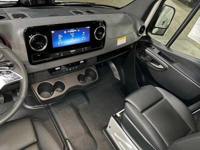 2026 Mercedes-Benz Sprinter 2500 High Roof I4 Diesel 170 RWD