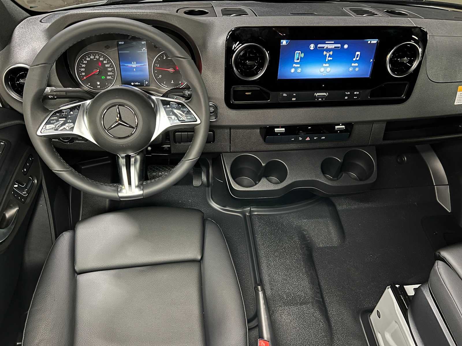 2026 Mercedes-Benz Sprinter 2500 High Roof I4 Diesel 170 RWD