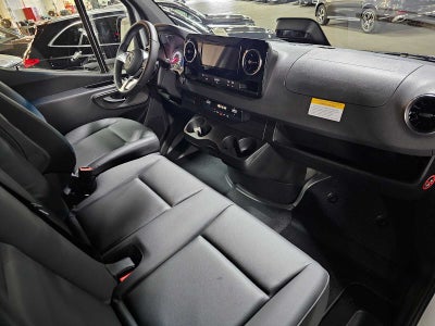 2026 Mercedes-Benz Sprinter 2500 High Roof I4 Diesel 170 RWD