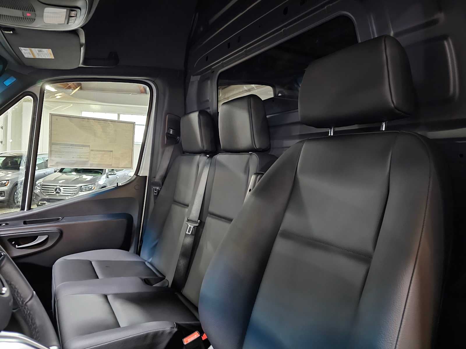 2026 Mercedes-Benz Sprinter 2500 High Roof I4 Diesel 170 RWD