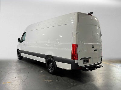 2026 Mercedes-Benz Sprinter 2500 High Roof I4 Diesel 170 RWD