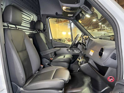 2026 Mercedes-Benz Sprinter Cargo 2500 High Roof I4 Diesel 170 RWD
