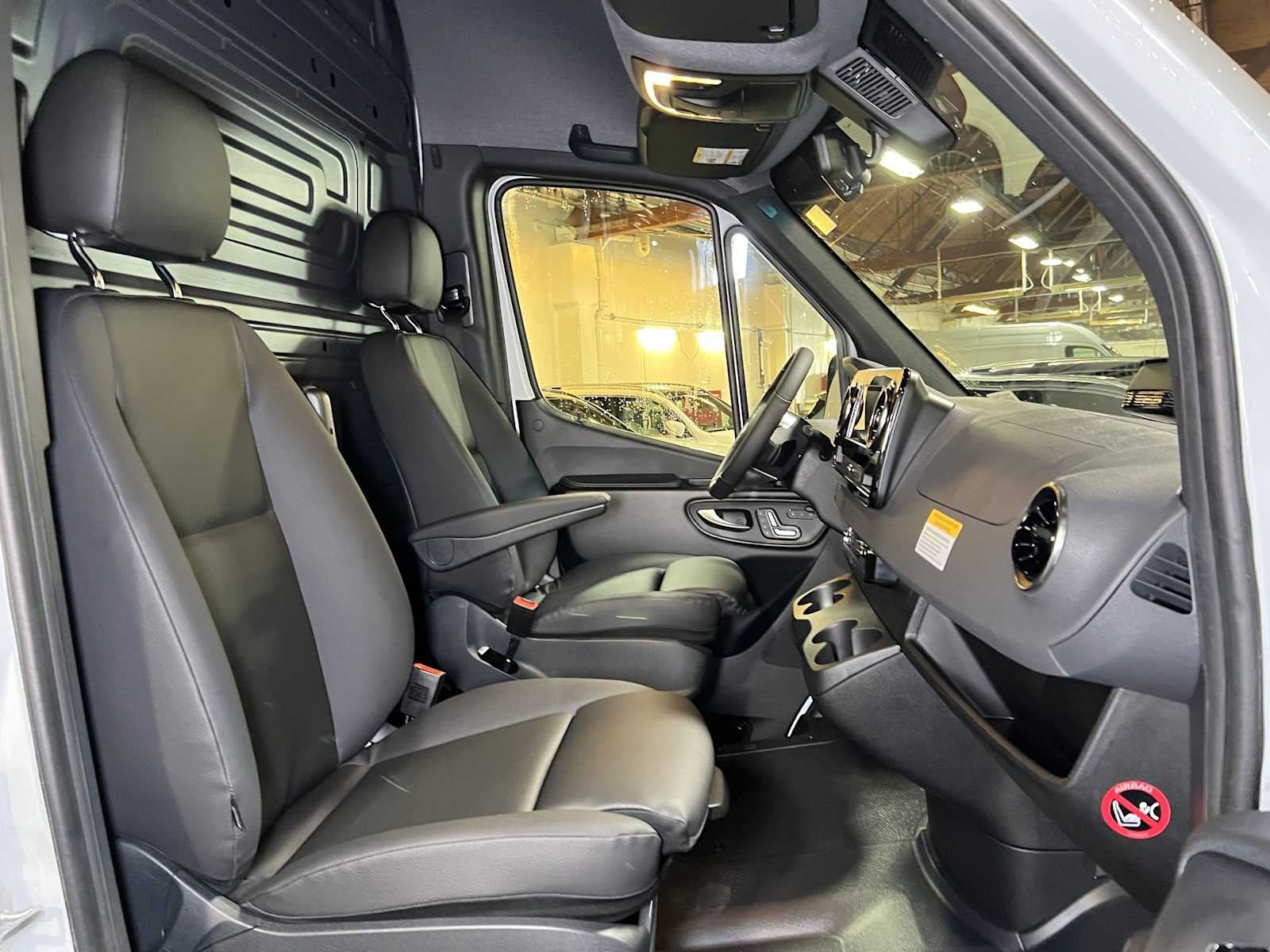 2026 Mercedes-Benz Sprinter Cargo 2500 High Roof I4 Diesel 170 RWD