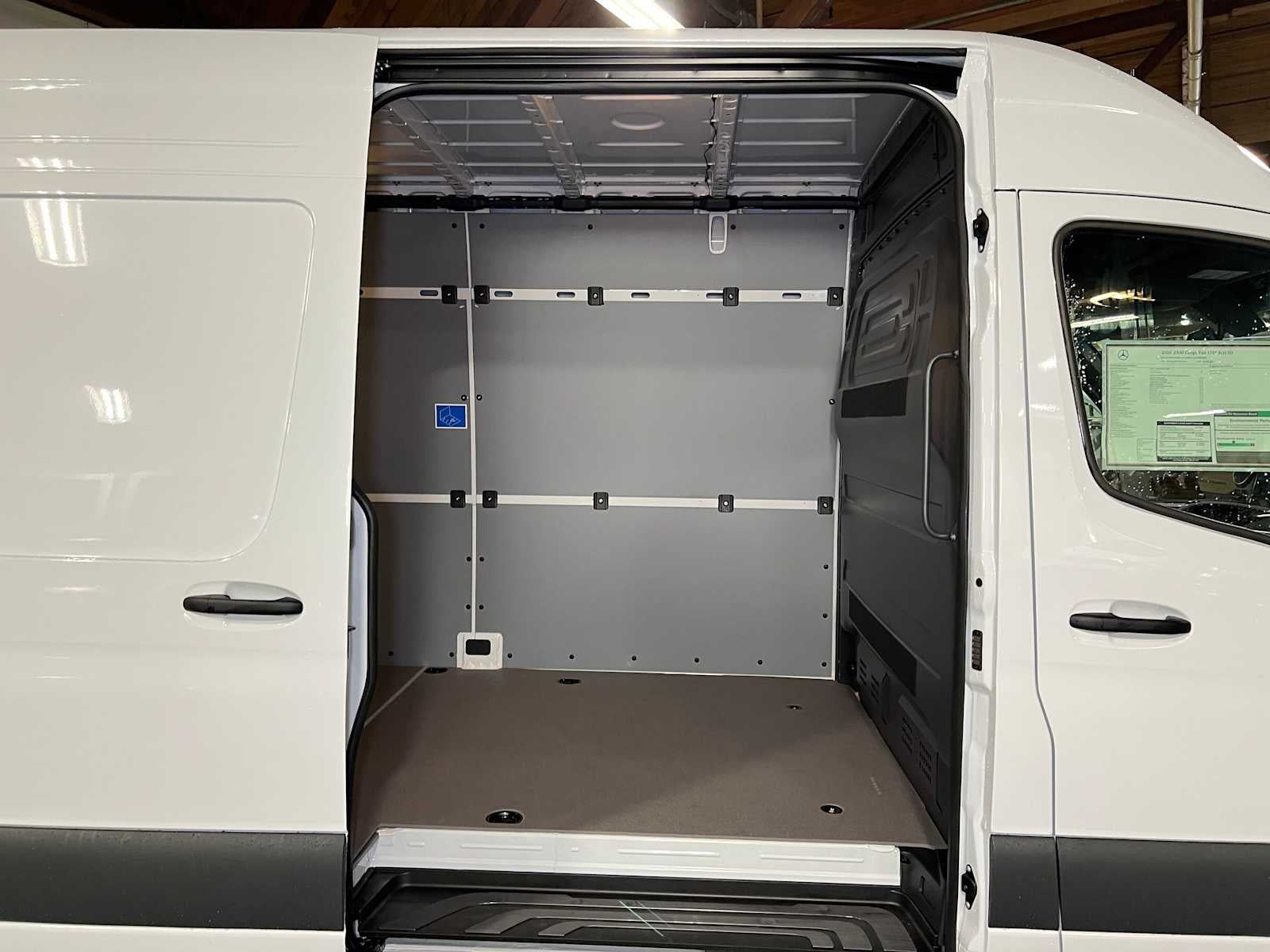 2026 Mercedes-Benz Sprinter Cargo 2500 High Roof I4 Diesel 170 RWD