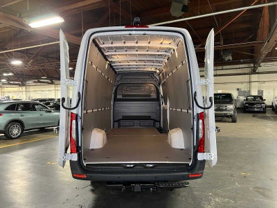 2026 Mercedes-Benz Sprinter Cargo 2500 High Roof I4 Diesel 170 RWD