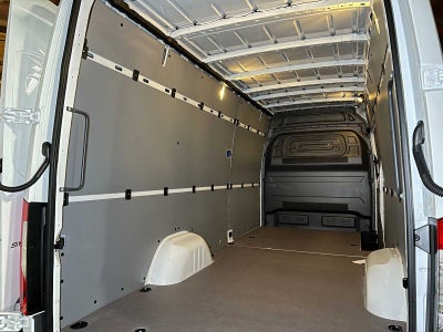 2026 Mercedes-Benz Sprinter 2500 High Roof I4 Diesel 170 RWD