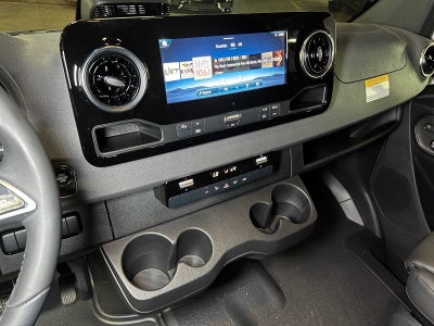 2026 Mercedes-Benz Sprinter 2500 High Roof I4 Diesel 170 RWD