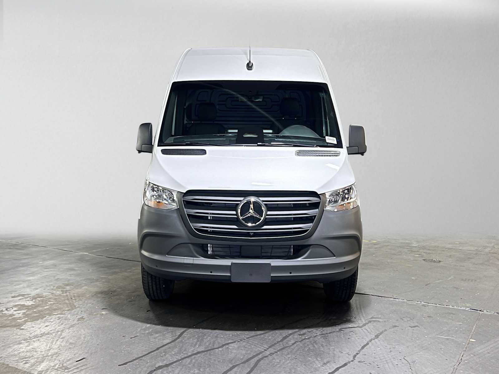 2026 Mercedes-Benz Sprinter 2500 High Roof I4 Diesel 170 RWD