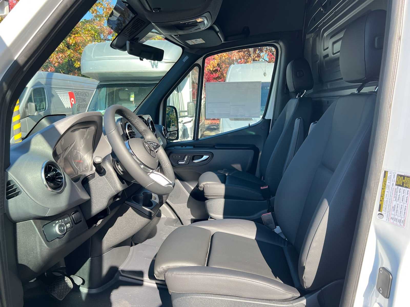 2027 Mercedes-Benz Sprinter Cargo 2500 High Roof I4 Diesel 170 RWD