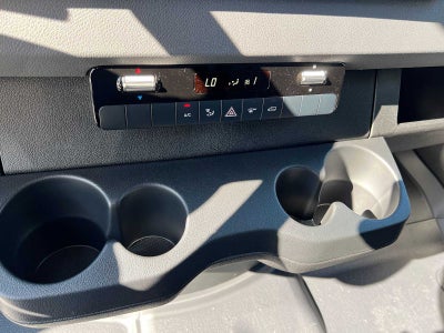2027 Mercedes-Benz Sprinter Cargo 2500 High Roof I4 Diesel 170 RWD
