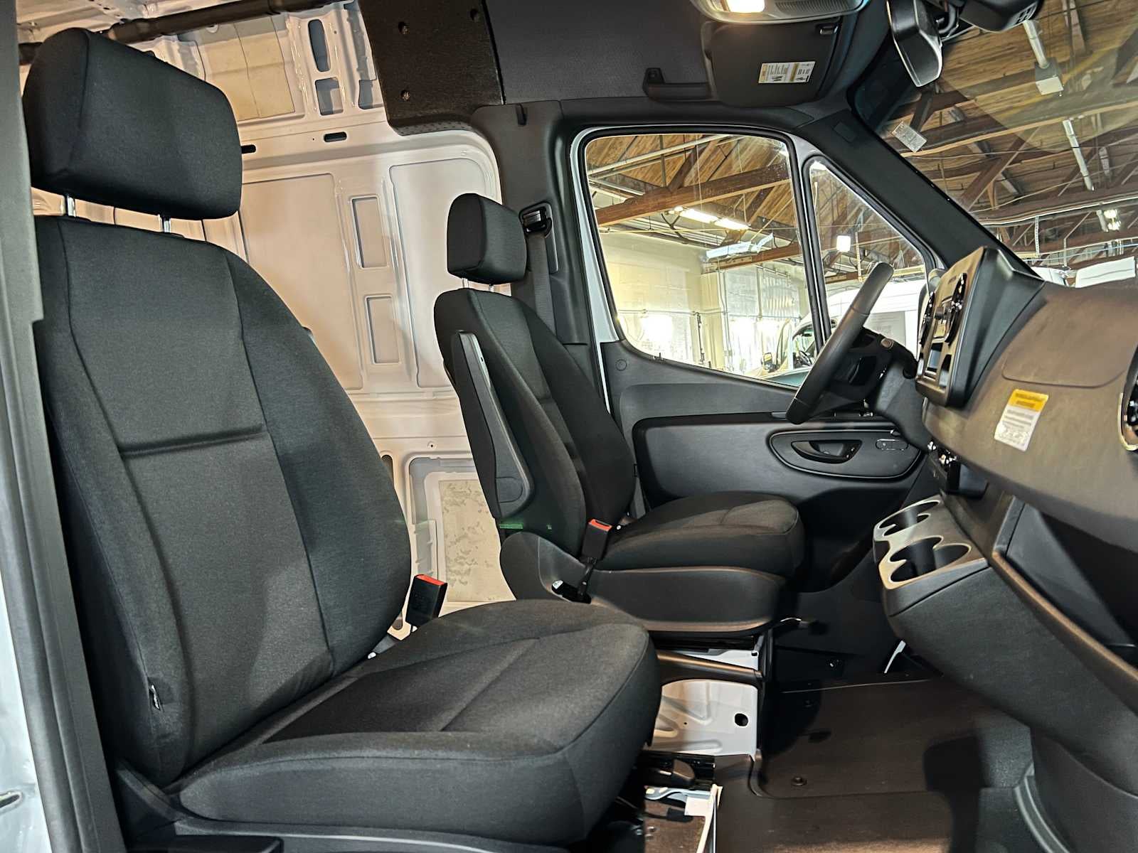 2025 Mercedes-Benz Sprinter Cargo Van 2500 High Roof I4 Diesel 170" RWD