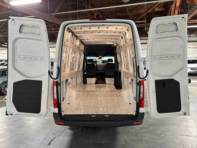 2025 Mercedes-Benz Sprinter Cargo Van 2500 High Roof I4 Diesel 170" RWD
