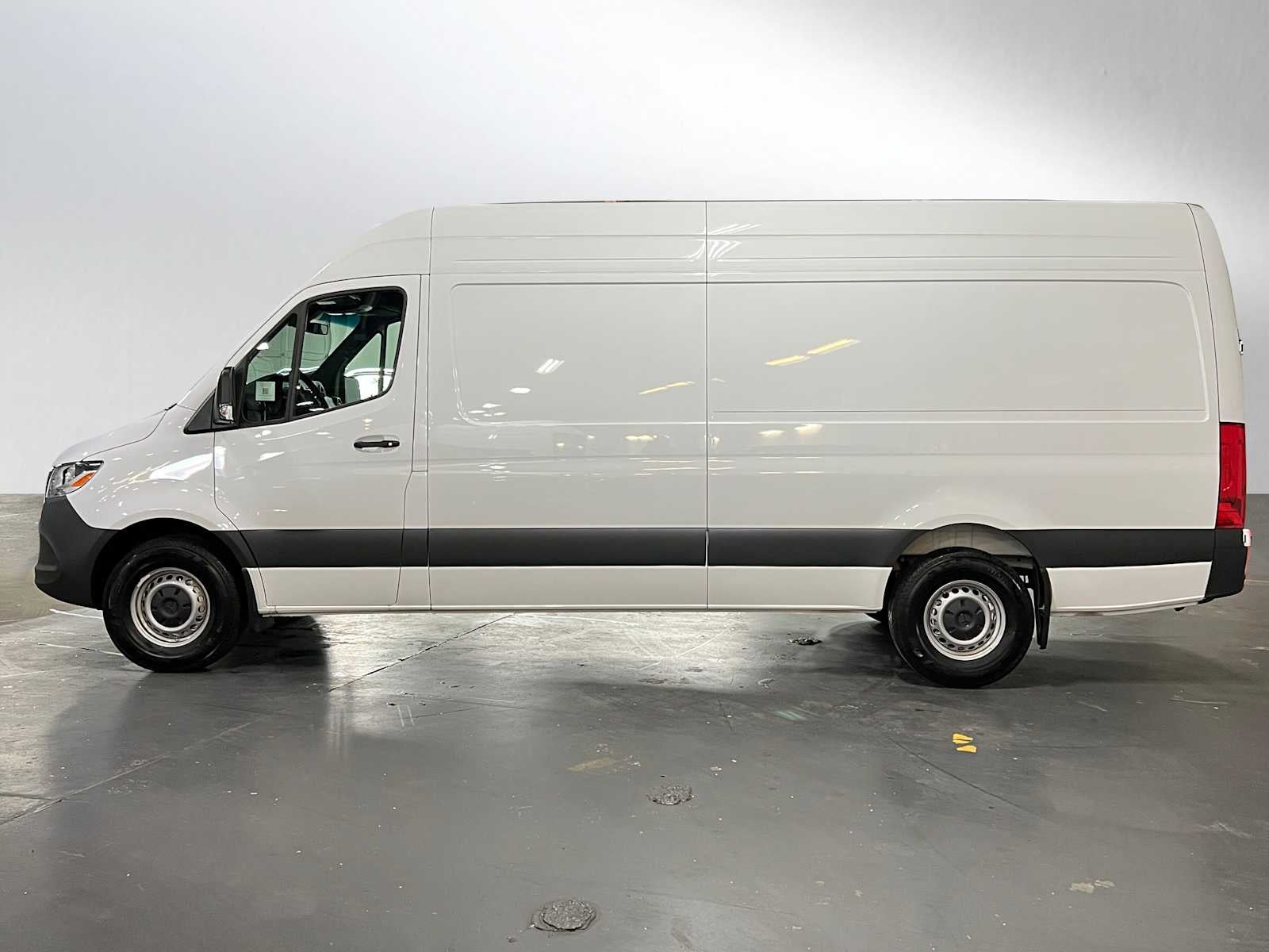 2025 Mercedes-Benz Sprinter Cargo Van 2500 High Roof I4 Diesel 170" RWD