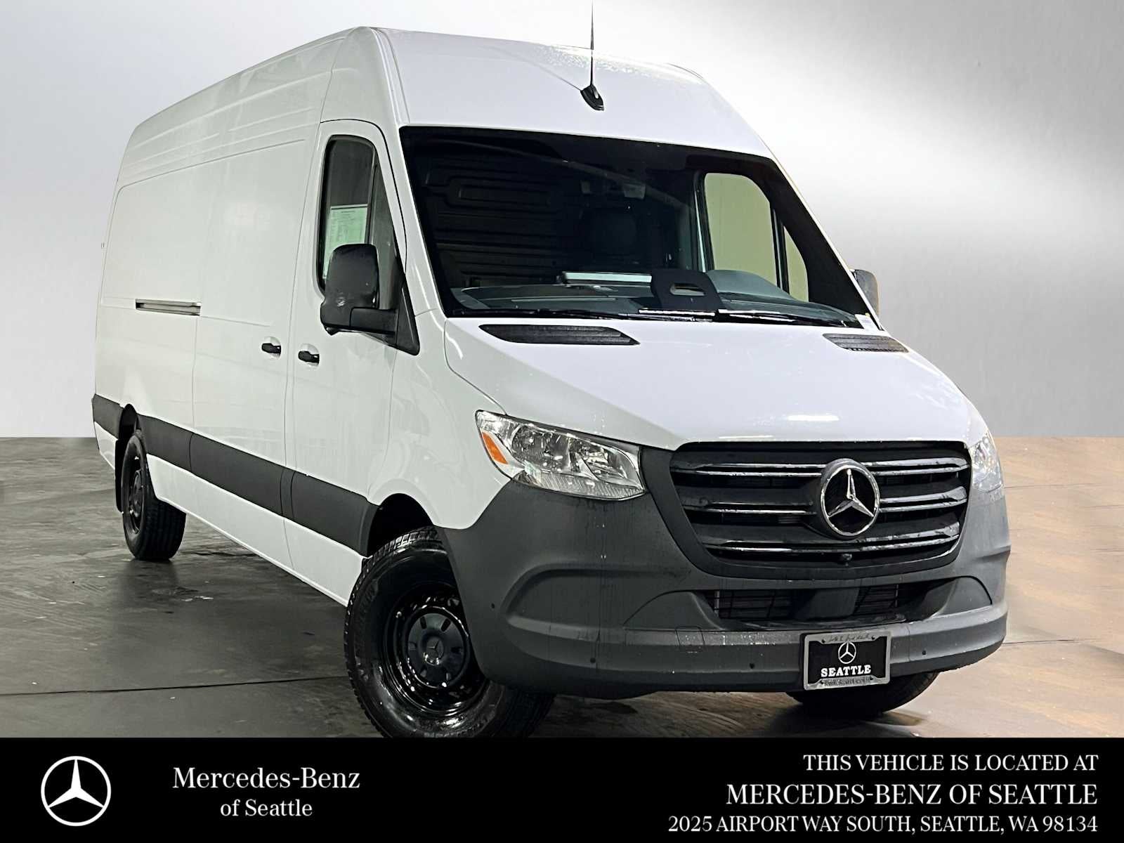 2026 Mercedes-Benz Sprinter 2500 High Roof I4 Diesel 170 RWD