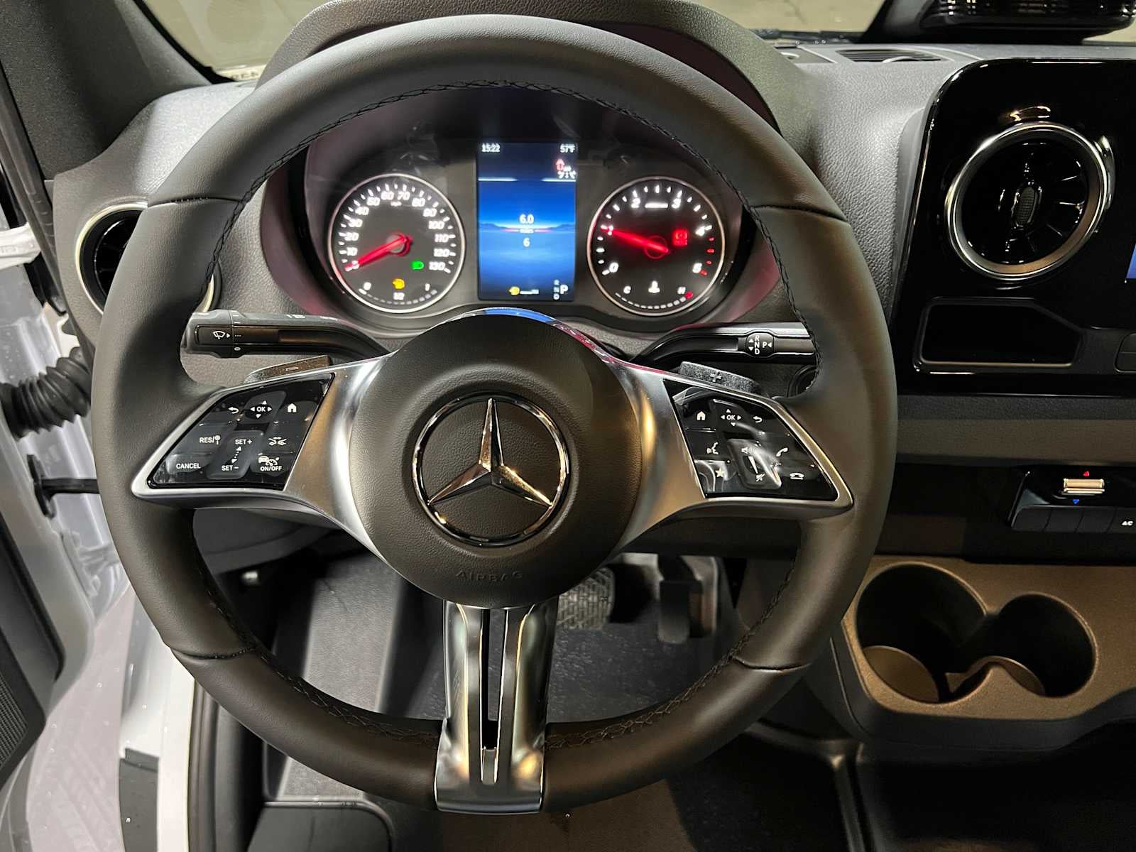 2026 Mercedes-Benz Sprinter 2500 High Roof I4 Diesel 170 RWD