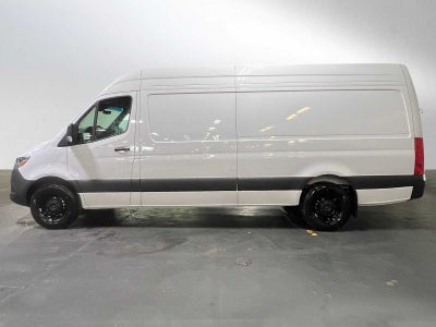 2026 Mercedes-Benz Sprinter 2500 High Roof I4 Diesel 170 RWD