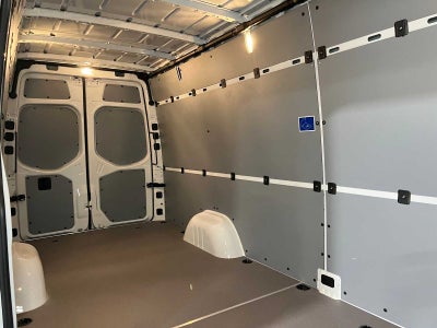 2026 Mercedes-Benz Sprinter 2500 High Roof I4 Diesel 170 RWD