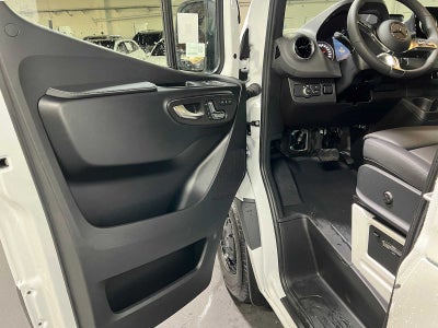 2026 Mercedes-Benz Sprinter 2500 High Roof I4 Diesel 170 RWD