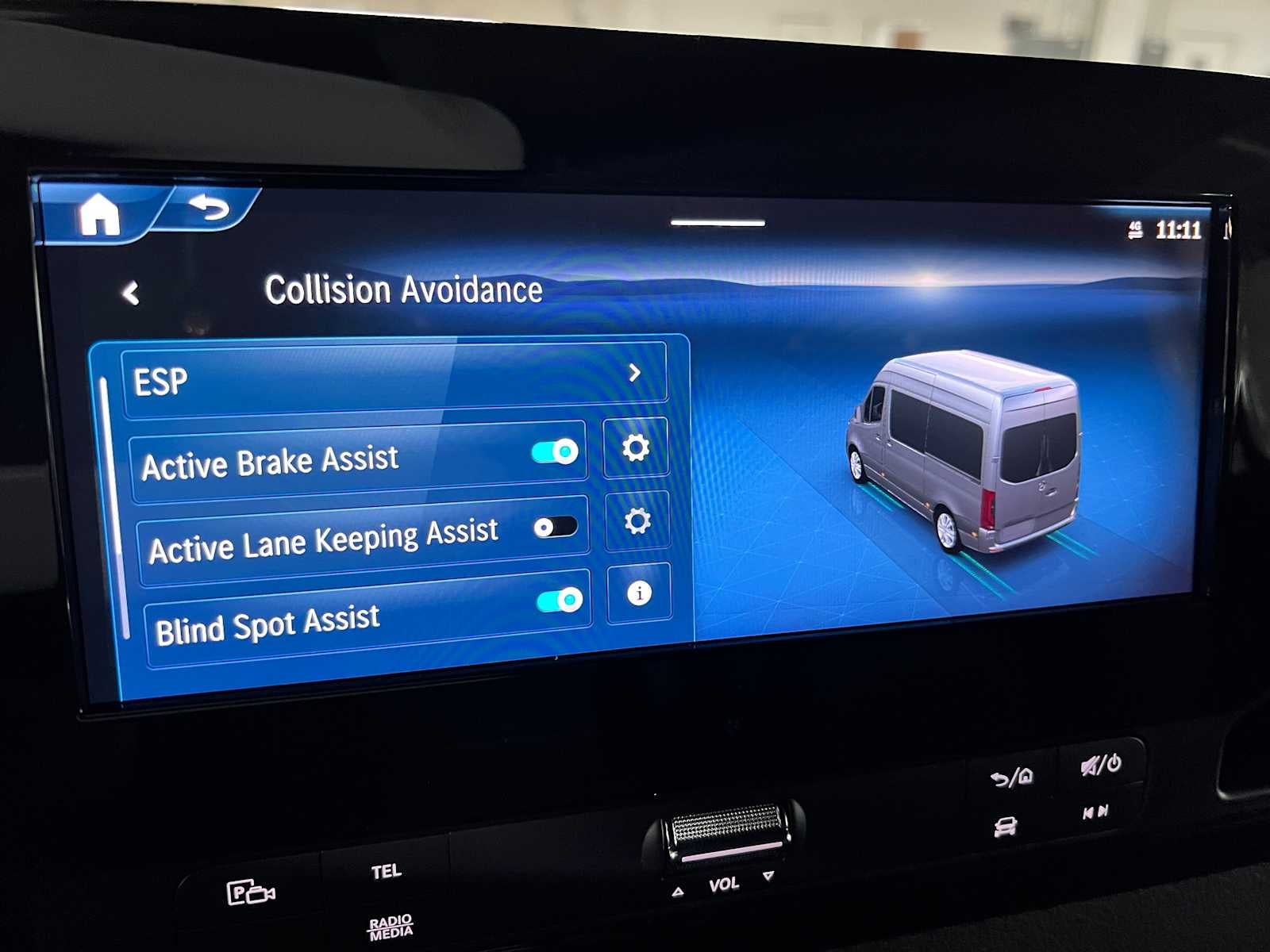 2026 Mercedes-Benz Sprinter 2500 High Roof I4 Diesel 170 RWD