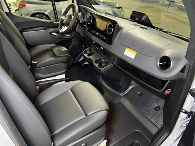 2026 Mercedes-Benz Sprinter Cargo 2500 High Roof I4 Diesel 170 RWD