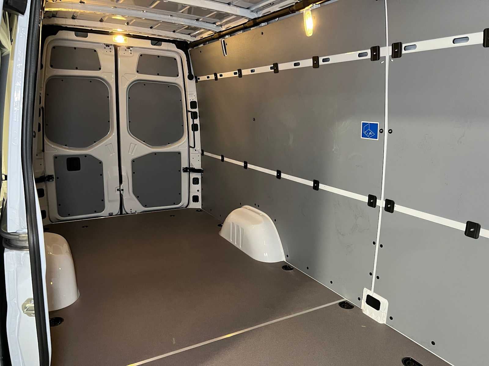 2026 Mercedes-Benz Sprinter Cargo 2500 High Roof I4 Diesel 170 RWD