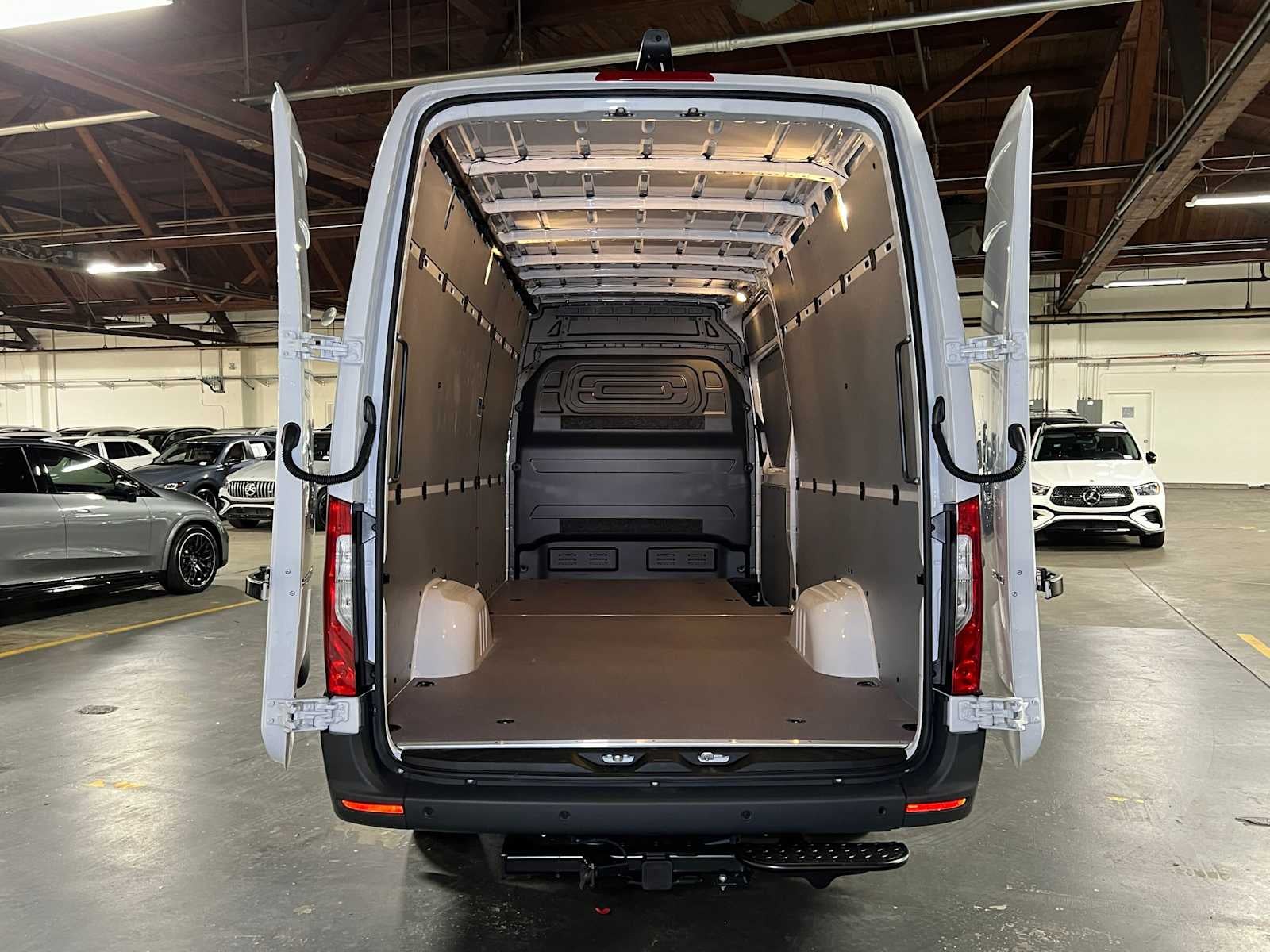2026 Mercedes-Benz Sprinter Cargo 2500 High Roof I4 Diesel 170 RWD