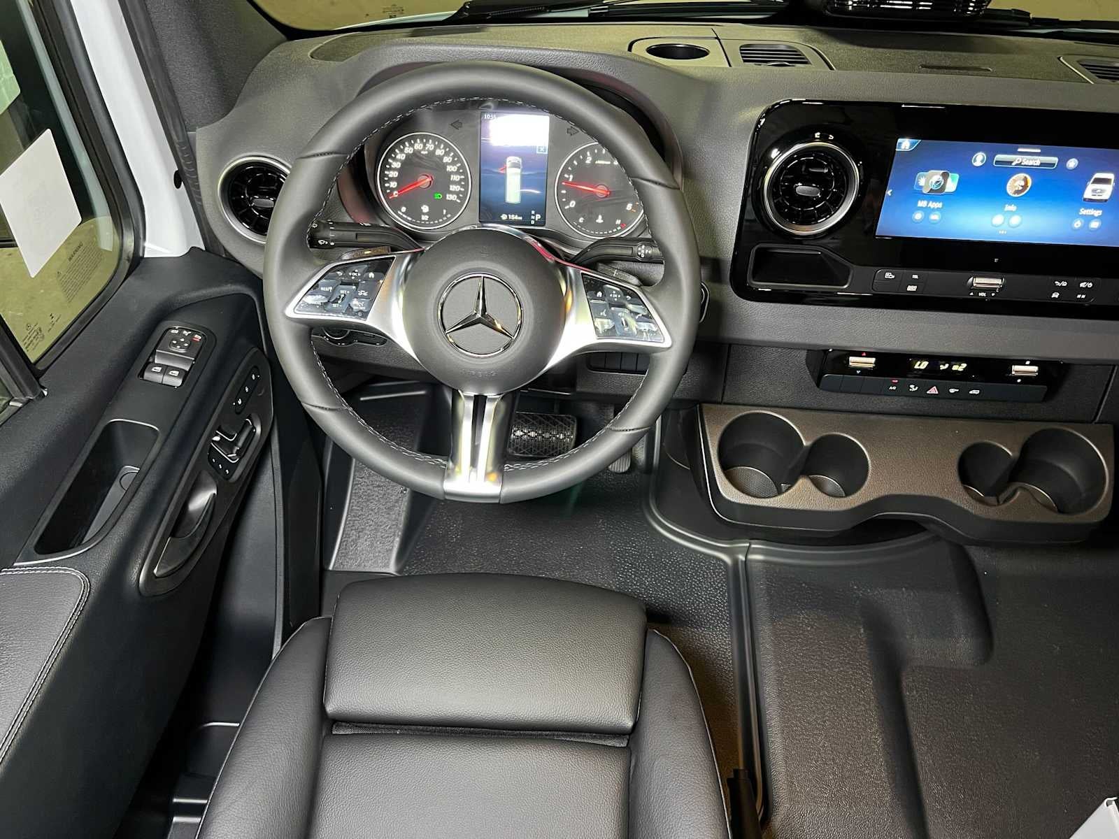 2026 Mercedes-Benz Sprinter Cargo 2500 High Roof I4 Diesel 170 RWD
