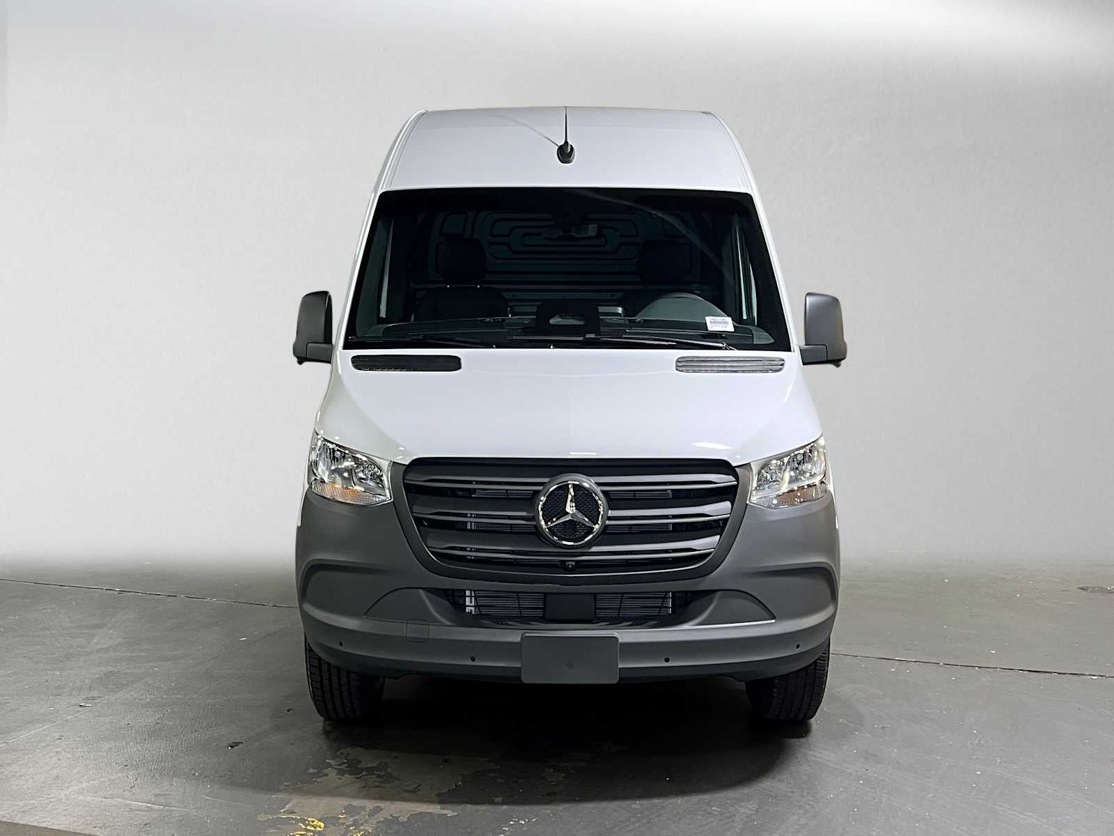 2026 Mercedes-Benz Sprinter Cargo 2500 High Roof I4 Diesel 170 RWD