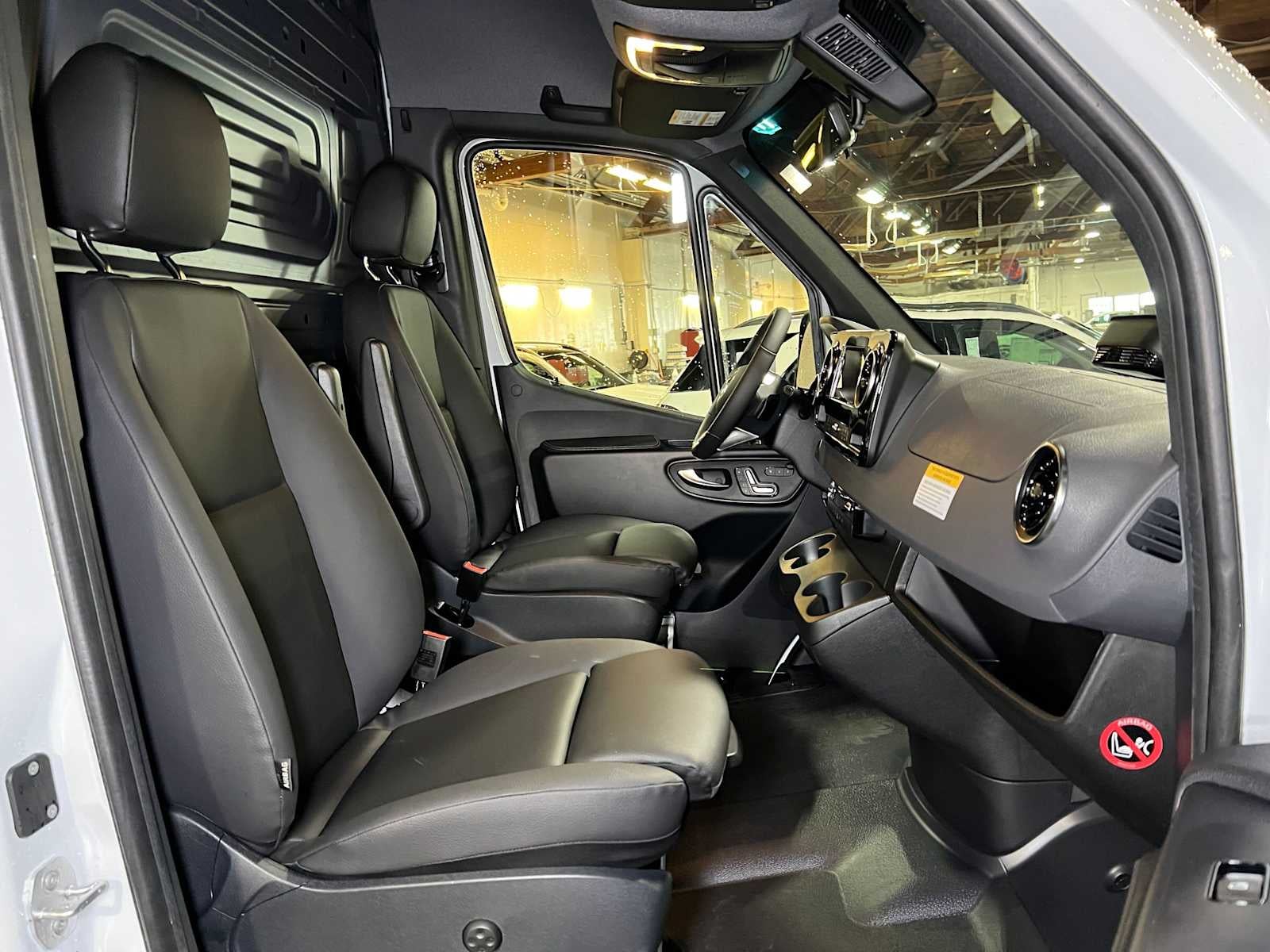 2026 Mercedes-Benz Sprinter Cargo 2500 High Roof I4 Diesel 170 RWD