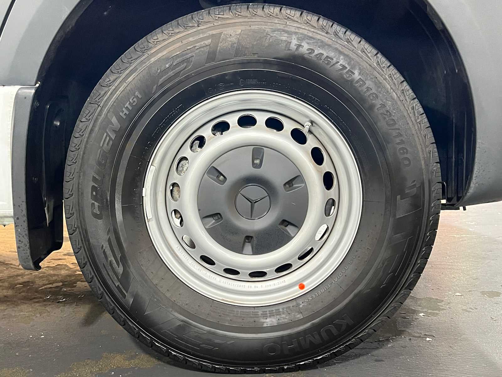 2025 Mercedes-Benz Sprinter Cargo Van 2500 Standard Roof I4 Diesel HO 144" RWD