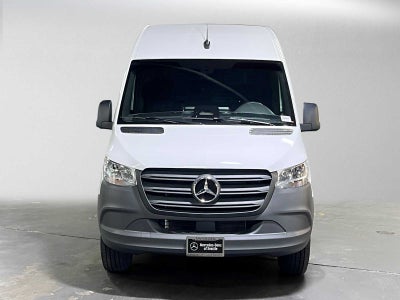 2026 Mercedes-Benz Sprinter 2500 Standard Roof I4 Diesel HO 144 RWD