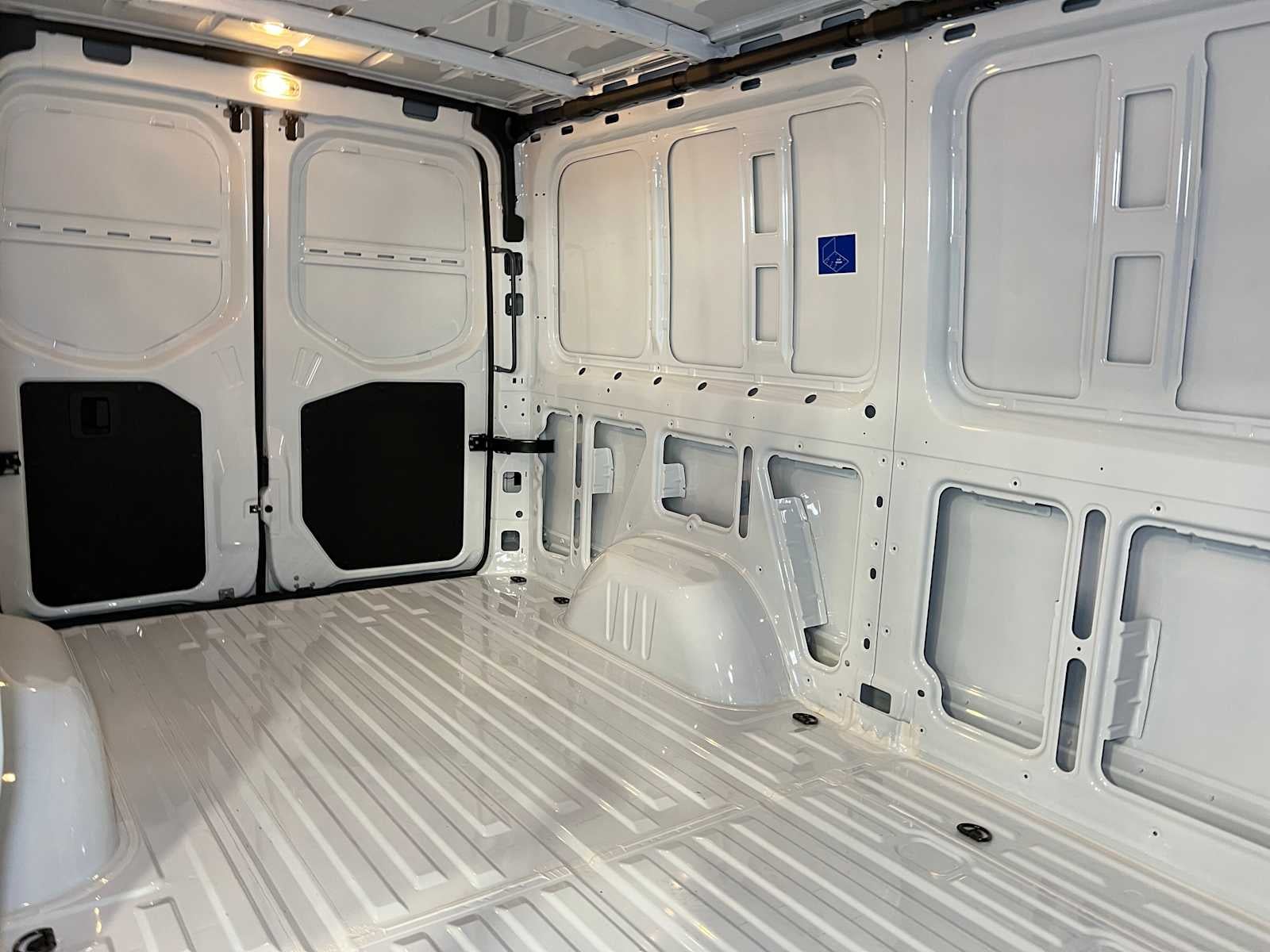 2025 Mercedes-Benz Sprinter Cargo Van 2500 Standard Roof I4 Diesel HO 144" RWD