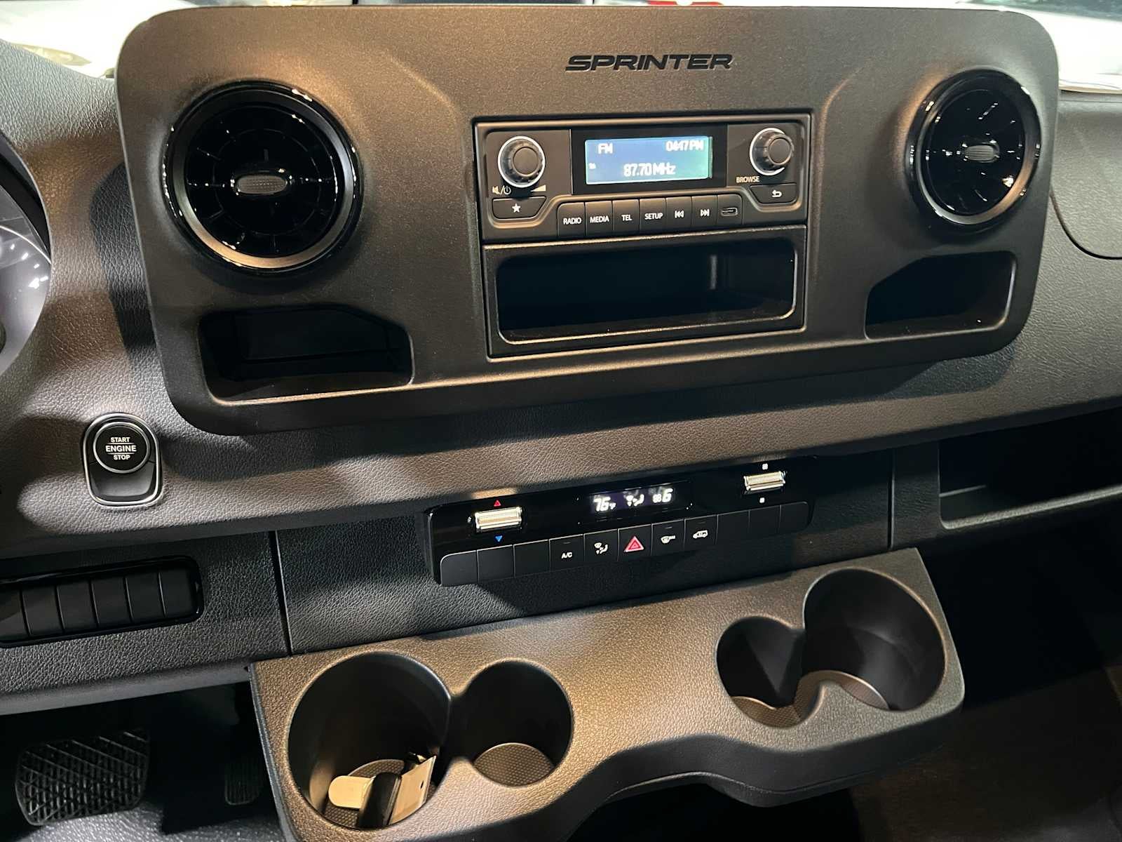 2025 Mercedes-Benz Sprinter Cargo Van 2500 Standard Roof I4 Diesel HO 144" RWD