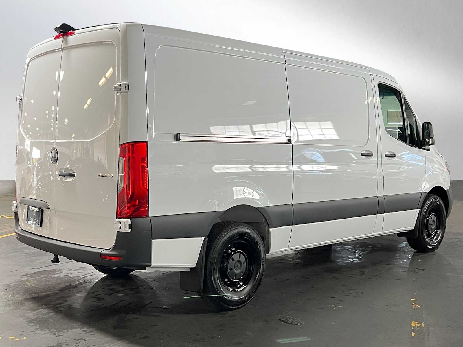 2025 Mercedes-Benz Sprinter Cargo Van 2500 Standard Roof I4 Diesel HO 144" RWD