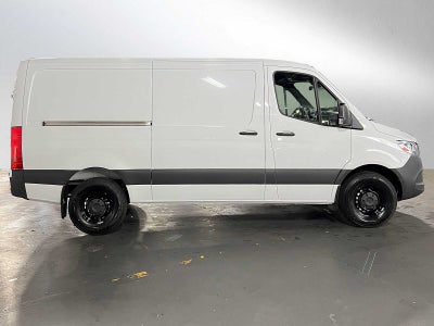 2025 Mercedes-Benz Sprinter Cargo Van 2500 Standard Roof I4 Diesel HO 144" RWD