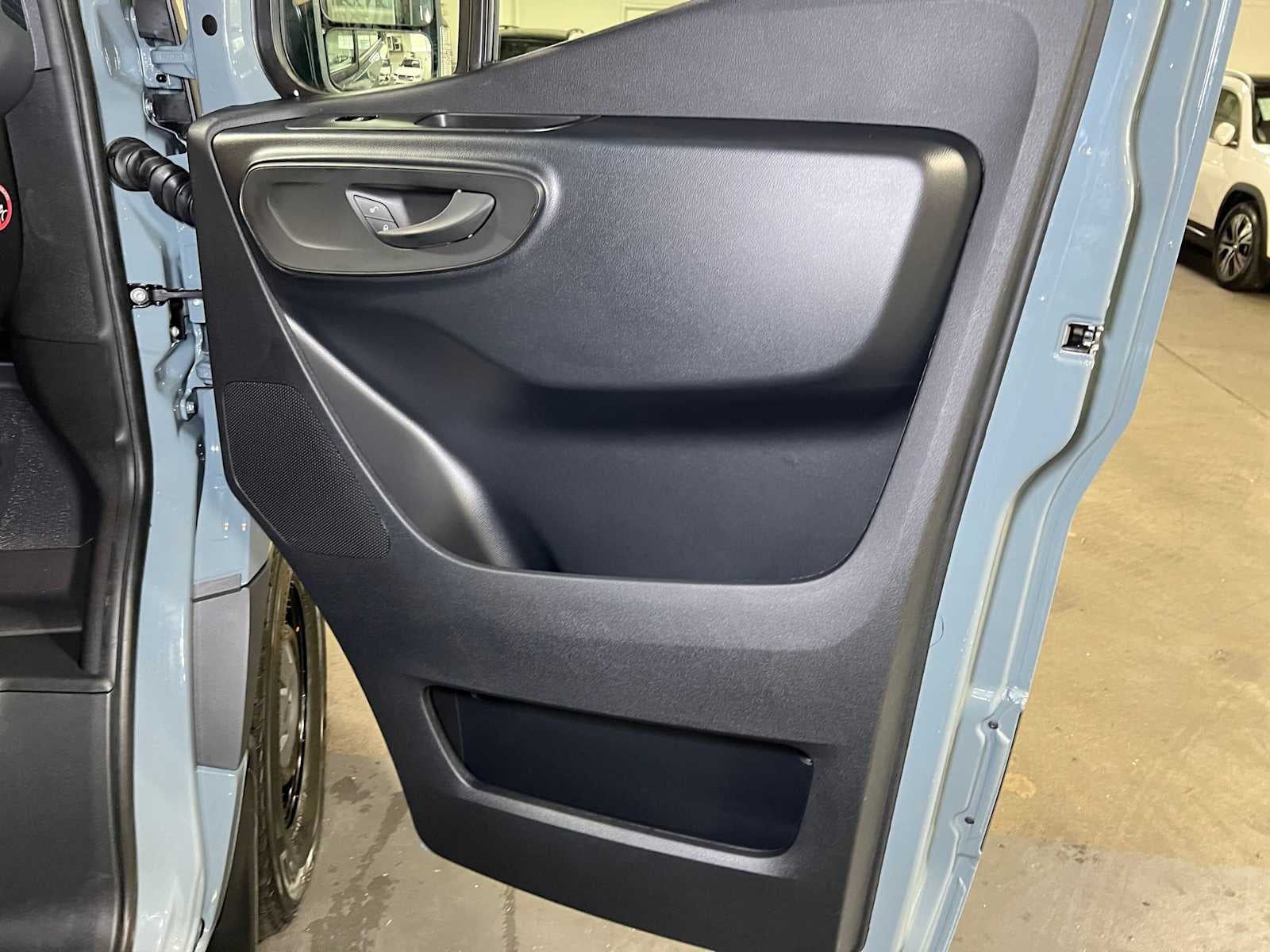 2026 Mercedes-Benz Sprinter Cargo 2500 Standard Roof I4 Diesel HO 144 RWD