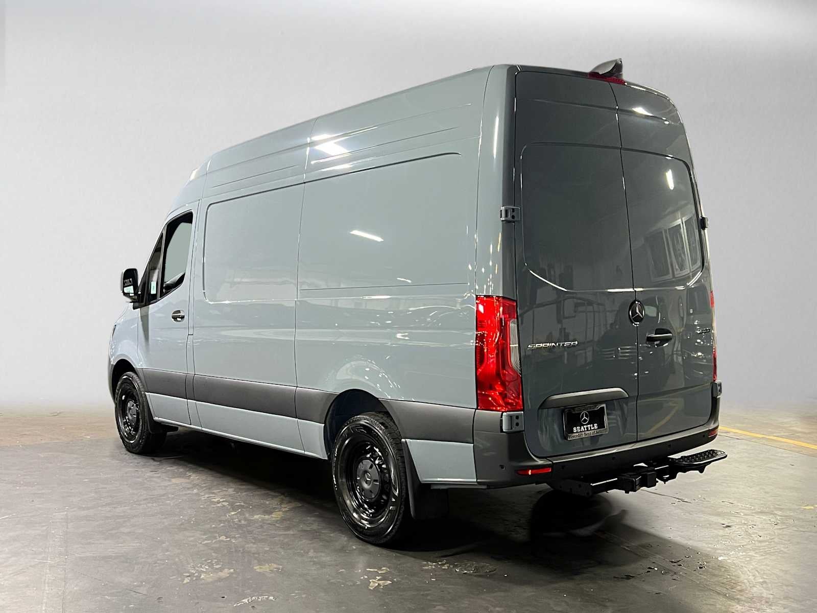 2026 Mercedes-Benz Sprinter Cargo 2500 Standard Roof I4 Diesel HO 144 RWD