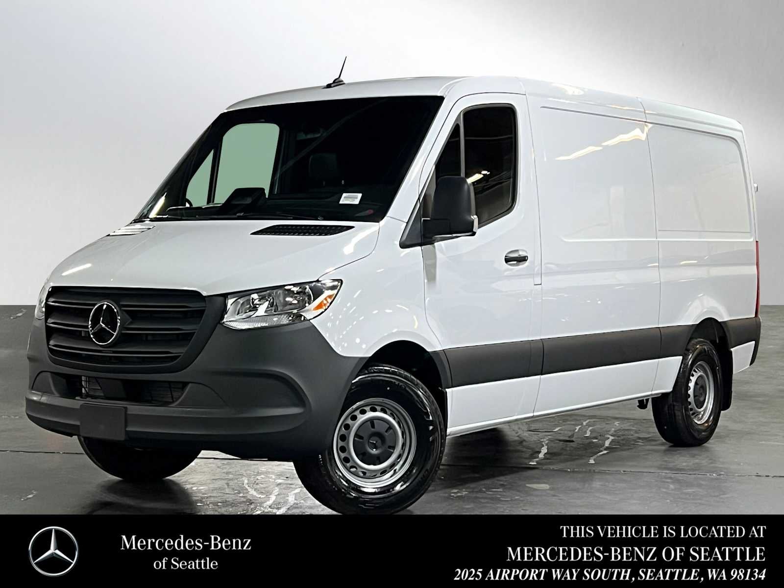2025 Mercedes-Benz Sprinter Cargo Van 2500 Standard Roof I4 Diesel HO 144" RWD