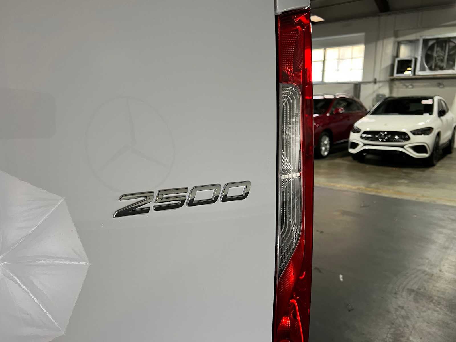 2025 Mercedes-Benz Sprinter Cargo Van 2500 Standard Roof I4 Diesel HO 144" RWD