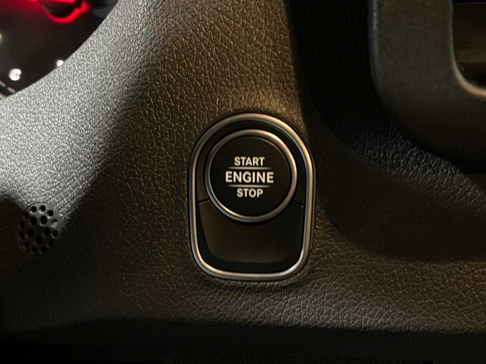 2025 Mercedes-Benz Sprinter Cargo Van 2500 Standard Roof I4 Diesel HO 144" RWD